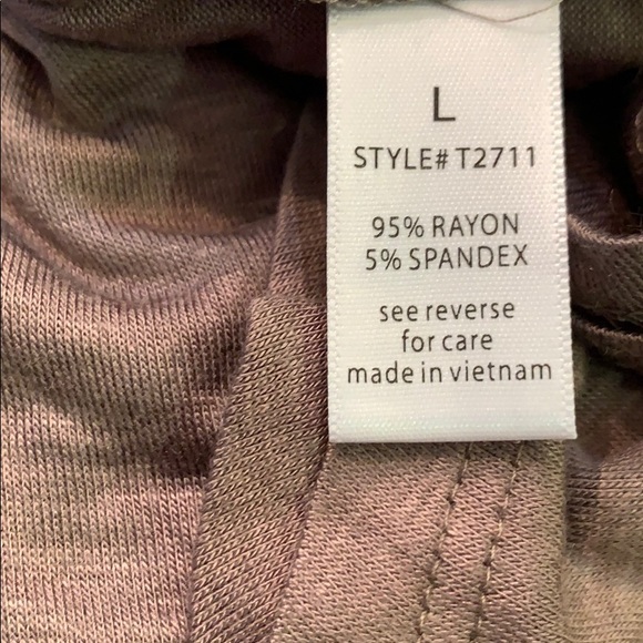 TODAY! 💵 Active USA Mocha Bell Sleeve Top - Picture 2 of 3